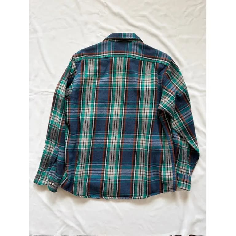 90s Fivebrother green plaid flannel 6
